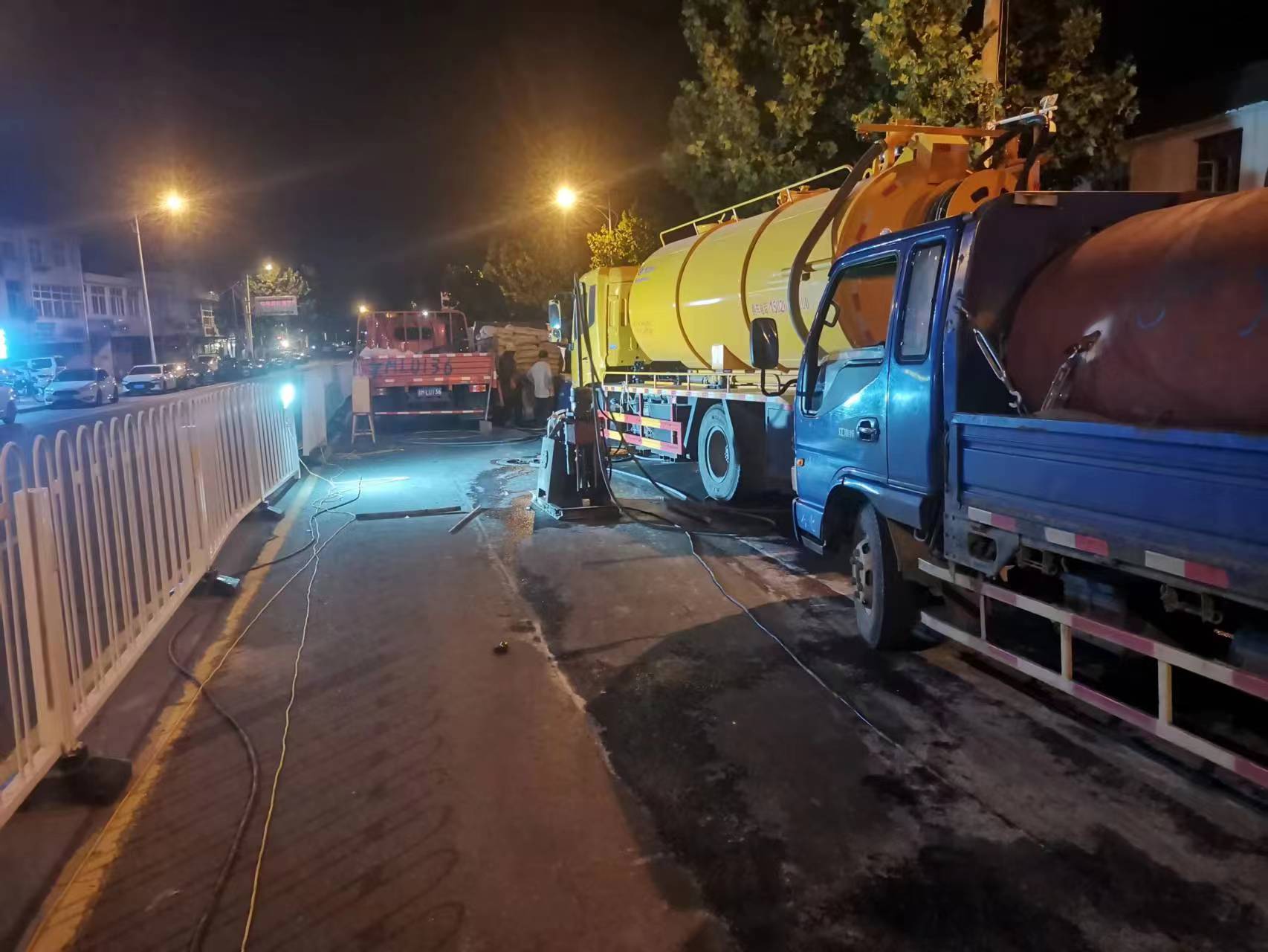 盈江路面压密注浆